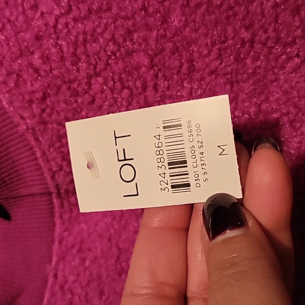 Loft Top / Sweatshirt - Picture 3 of 8